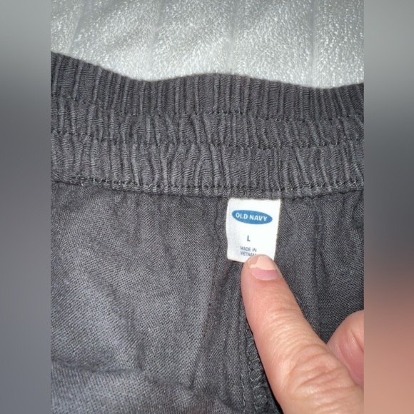 *WOMEN’S old navy shorts size large - Picture 2 of 7